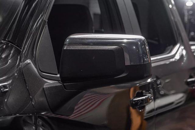 2019 Chevrolet Silverado 1500 LT Pickup 4D 5 3/4 ft photo