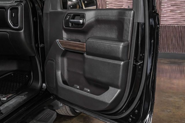 2019 Chevrolet Silverado 1500 LT Pickup 4D 5 3/4 ft photo