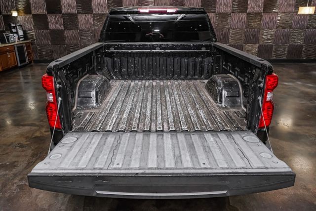 2019 Chevrolet Silverado 1500 LT Pickup 4D 5 3/4 ft photo