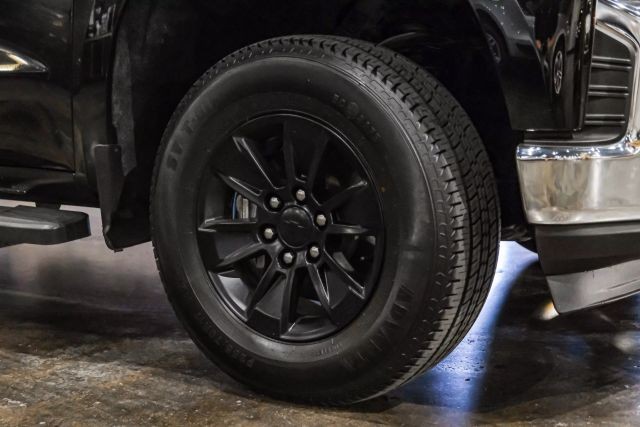 2019 Chevrolet Silverado 1500 LT Pickup 4D 5 3/4 ft photo