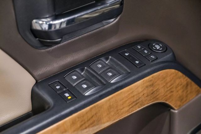 2017 Chevrolet Silverado 1500 LTZ Pickup 4D 5 3/4 ft photo