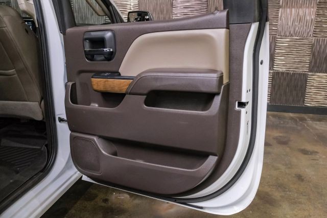 2017 Chevrolet Silverado 1500 LTZ Pickup 4D 5 3/4 ft photo