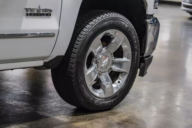 2017 Chevrolet Silverado 1500 LTZ Pickup 4D 5 3/4 ft photo