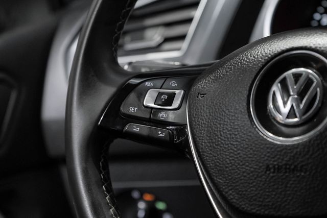 2021 Volkswagen Tiguan SE 4MOTION Sport Utility 4D photo