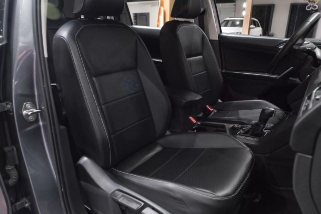 2021 Volkswagen Tiguan SE 4MOTION Sport Utility 4D photo