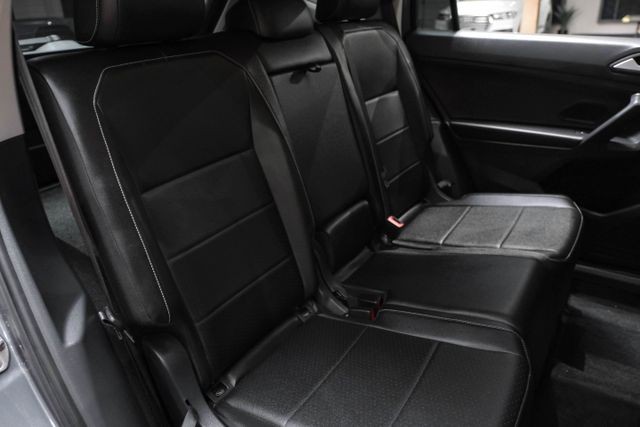 2021 Volkswagen Tiguan SE 4MOTION Sport Utility 4D photo