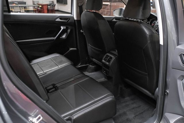 2021 Volkswagen Tiguan SE 4MOTION Sport Utility 4D photo