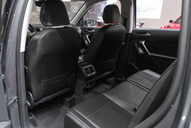 2021 Volkswagen Tiguan SE 4MOTION Sport Utility 4D photo