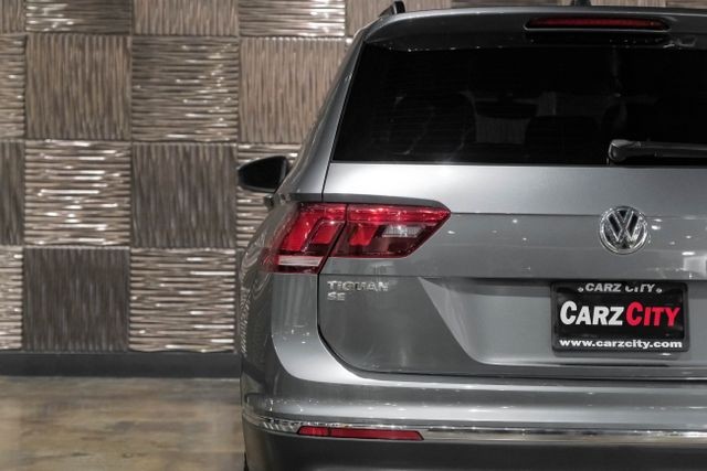 2021 Volkswagen Tiguan SE 4MOTION Sport Utility 4D photo
