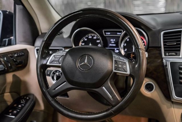 2012 Mercedes-Benz M-Class ML350 4MATIC photo