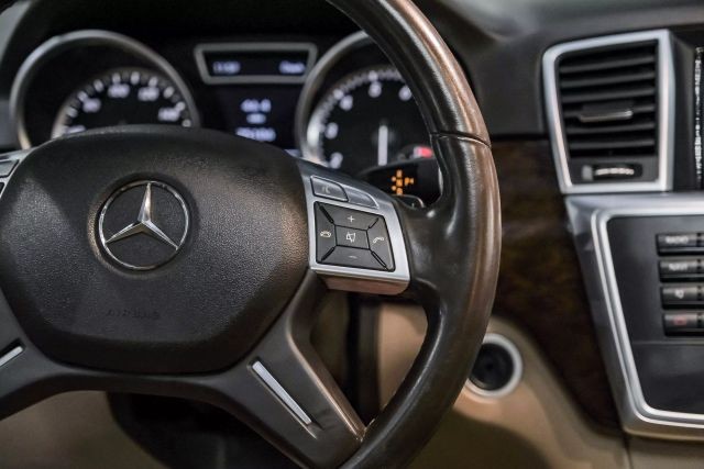 2012 Mercedes-Benz M-Class ML350 4MATIC photo