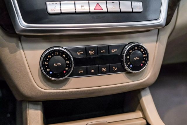 2012 Mercedes-Benz M-Class ML350 4MATIC photo