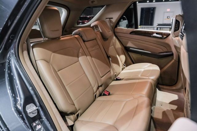 2012 Mercedes-Benz M-Class ML350 4MATIC photo
