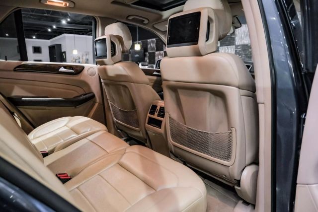 2012 Mercedes-Benz M-Class ML350 4MATIC photo