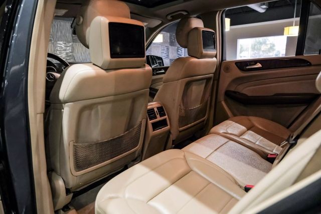 2012 Mercedes-Benz M-Class ML350 4MATIC photo