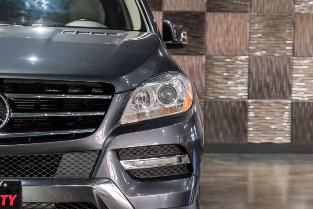 2012 Mercedes-Benz M-Class ML350 4MATIC photo