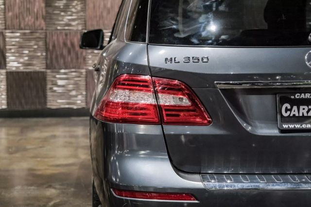 2012 Mercedes-Benz M-Class ML350 4MATIC photo