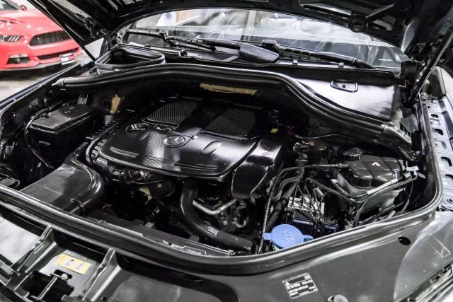 2012 Mercedes-Benz M-Class ML350 4MATIC photo