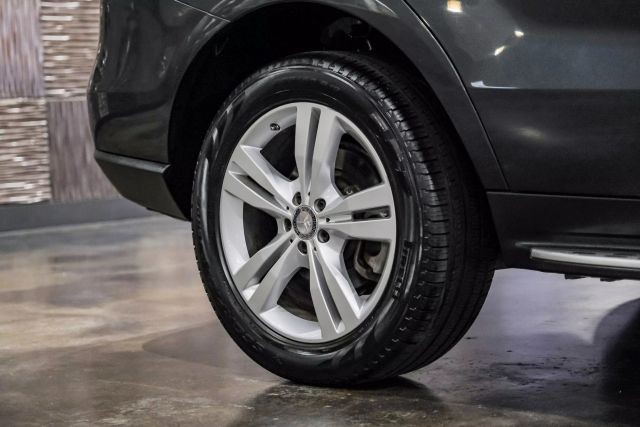 2012 Mercedes-Benz M-Class ML350 4MATIC photo