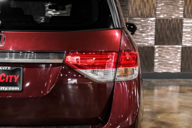 2017 Honda Odyssey EX-L Minivan 4D photo