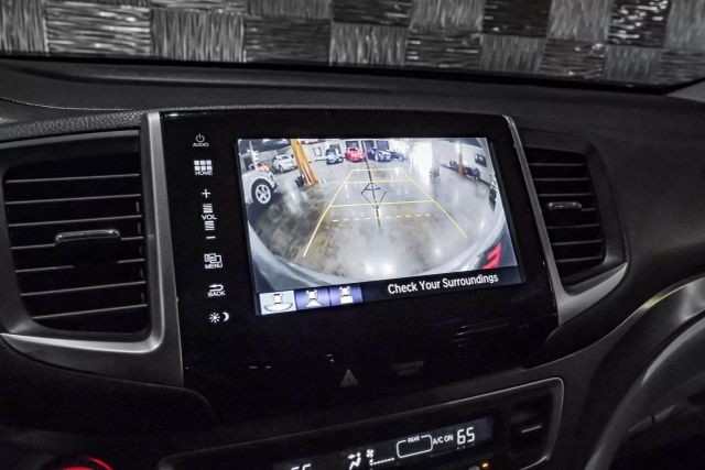 2016 Honda Pilot EX-L Sport Utility 4D photo