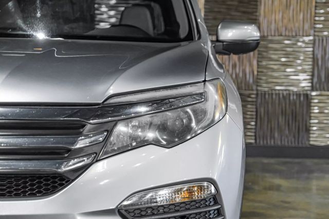 2016 Honda Pilot EX-L Sport Utility 4D photo