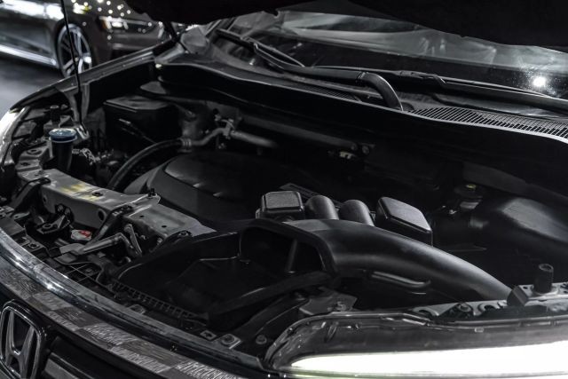 2016 Honda Pilot EX-L Sport Utility 4D photo
