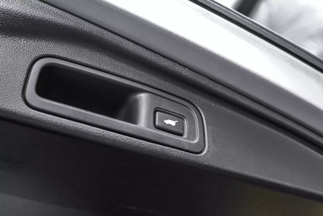 2016 Honda Pilot EX-L Sport Utility 4D photo