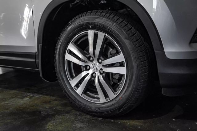 2016 Honda Pilot EX-L Sport Utility 4D photo