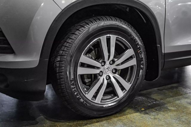2016 Honda Pilot EX-L Sport Utility 4D photo