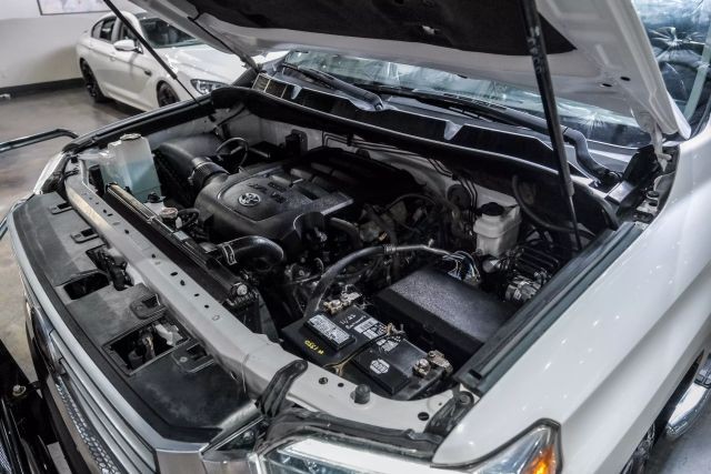 2018 Toyota Tundra Limited Pickup 4D 5 1/2 ft photo