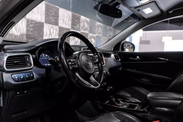 2016 Kia Sorento EX Sport Utility 4D photo