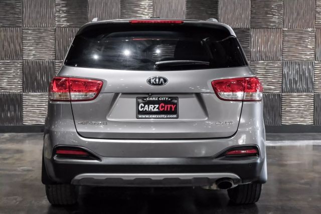 2016 Kia Sorento EX Sport Utility 4D photo