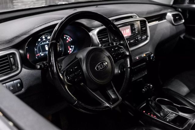 2016 Kia Sorento EX Sport Utility 4D photo