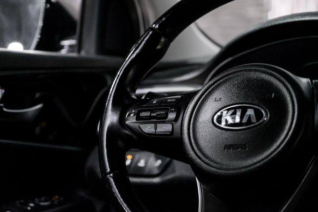 2016 Kia Sorento EX Sport Utility 4D photo