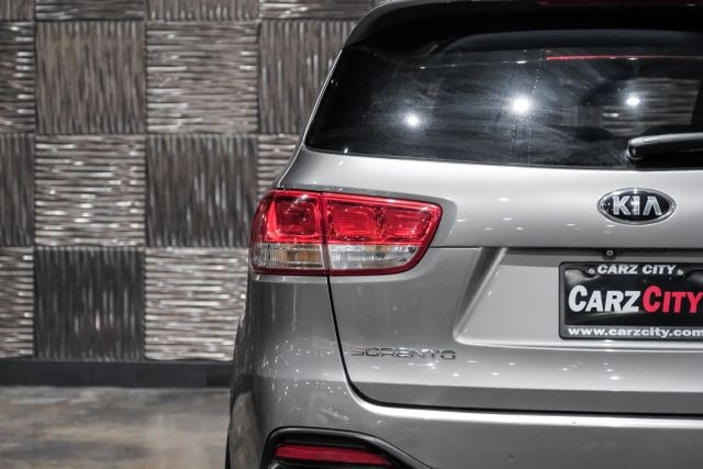 2016 Kia Sorento EX Sport Utility 4D photo