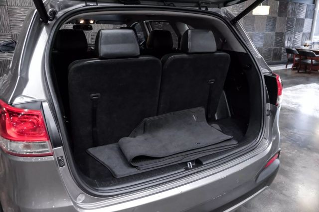 2016 Kia Sorento EX Sport Utility 4D photo