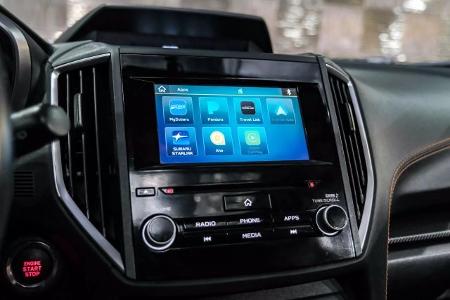 2021 Subaru Crosstrek Premium Sport Utility 4D photo