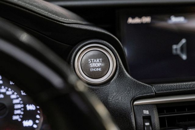 2018 Lexus IS 300 photo