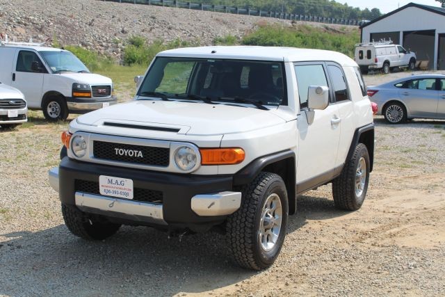2012 Toyota FJ Cruiser Base