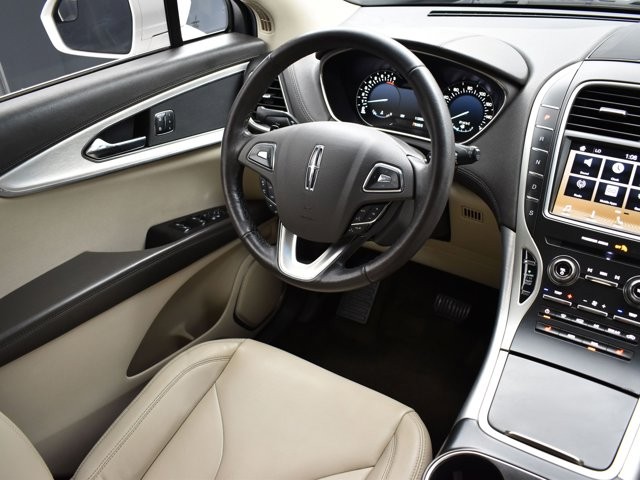 2017 Lincoln MKX Premiere photo