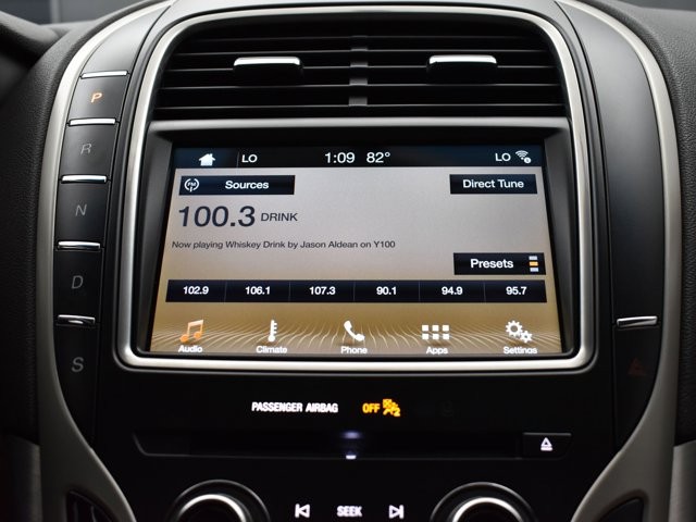 2017 Lincoln MKX Premiere photo