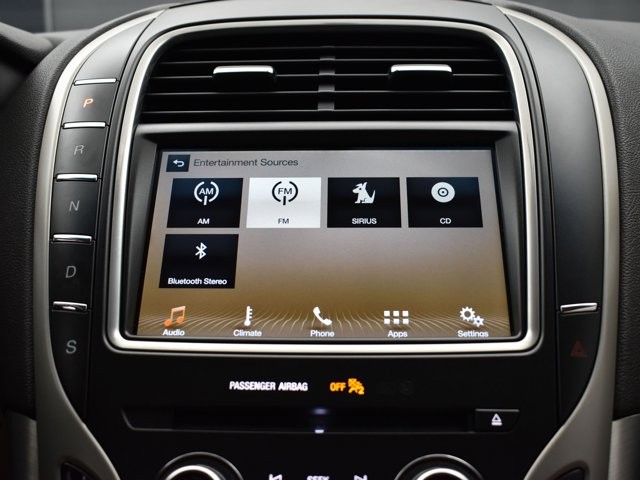 2017 Lincoln MKX Premiere photo