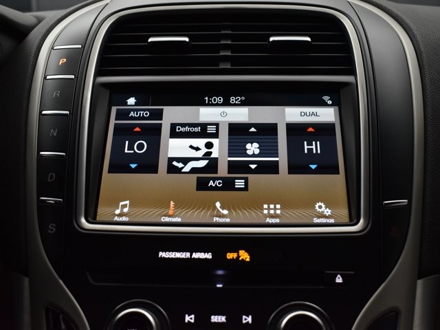 2017 Lincoln MKX Premiere photo