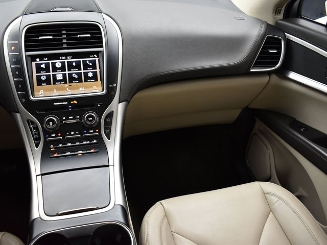 2017 Lincoln MKX Premiere photo