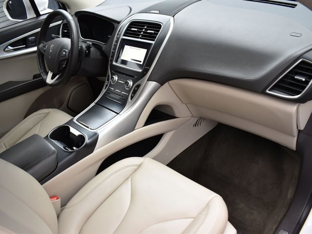 2017 Lincoln MKX Premiere photo