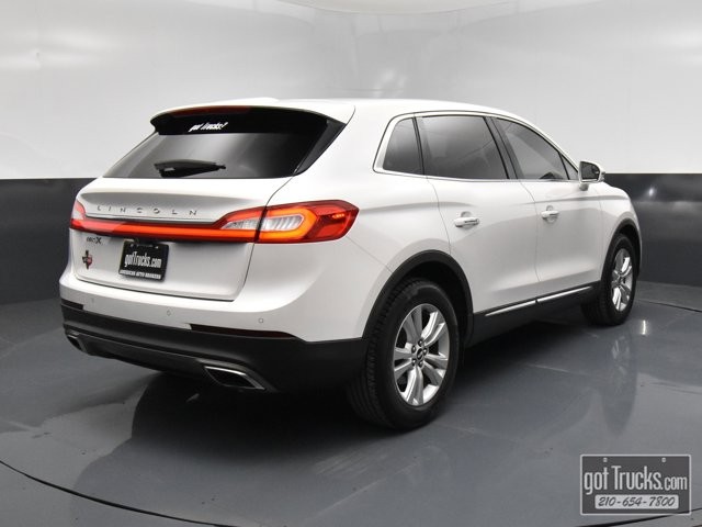 2017 Lincoln MKX Premiere photo