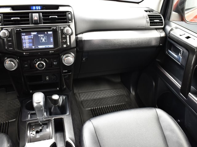2015 Toyota 4Runner TRD Pro photo