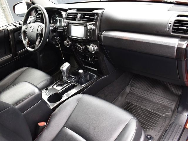 2015 Toyota 4Runner TRD Pro photo