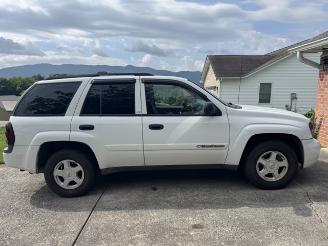 2002 Chevrolet TrailBlazer LS